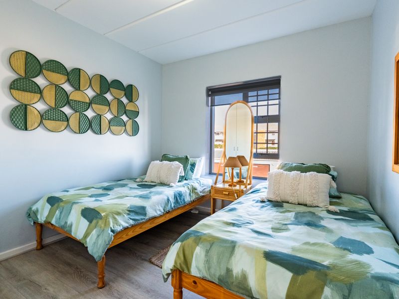 Prime Coastal Apartment in Hartenbos - Photo 9