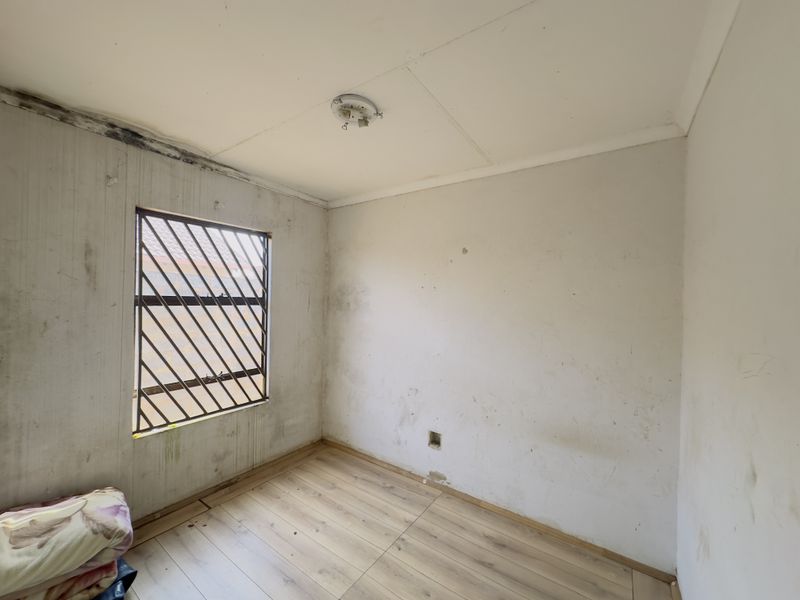 Perfect Starter Home - Photo 10