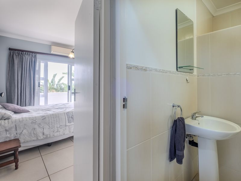 3 Bedrooms En-Suite with Stunning Sea Views in Secure Gated Complex - Photo 10