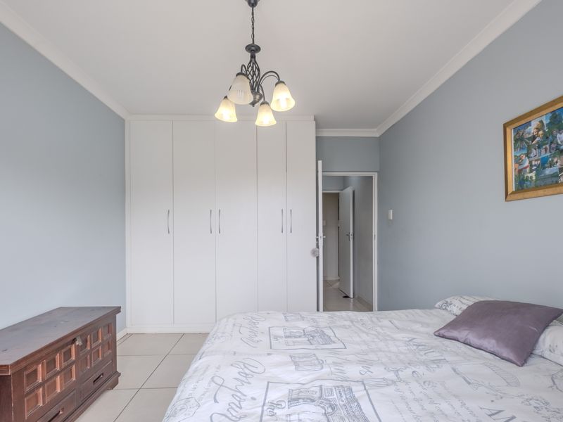 3 Bedrooms En-Suite with Stunning Sea Views in Secure Gated Complex - Photo 8