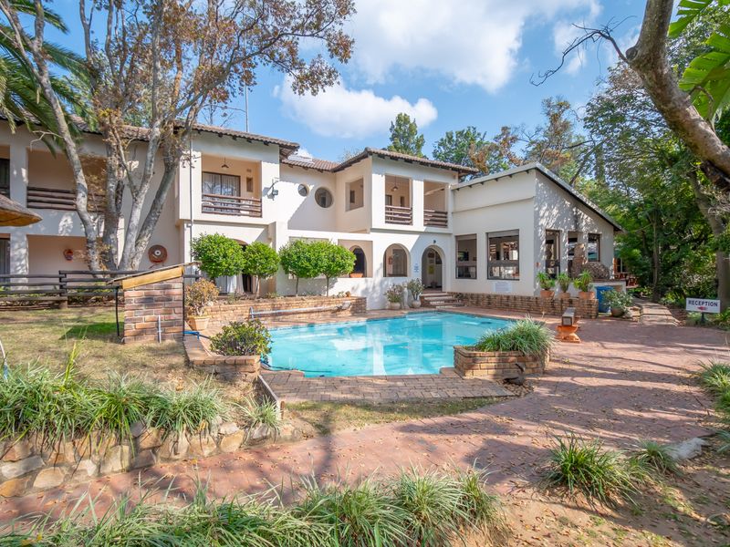 Property with many different business opportunit with great visibility - Photo 4