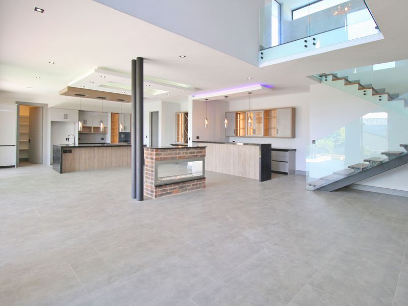 Modern Sophistication Meets Effortless Comfort in This Brand-New 5-Bedroom Masterpiece - Photo 4