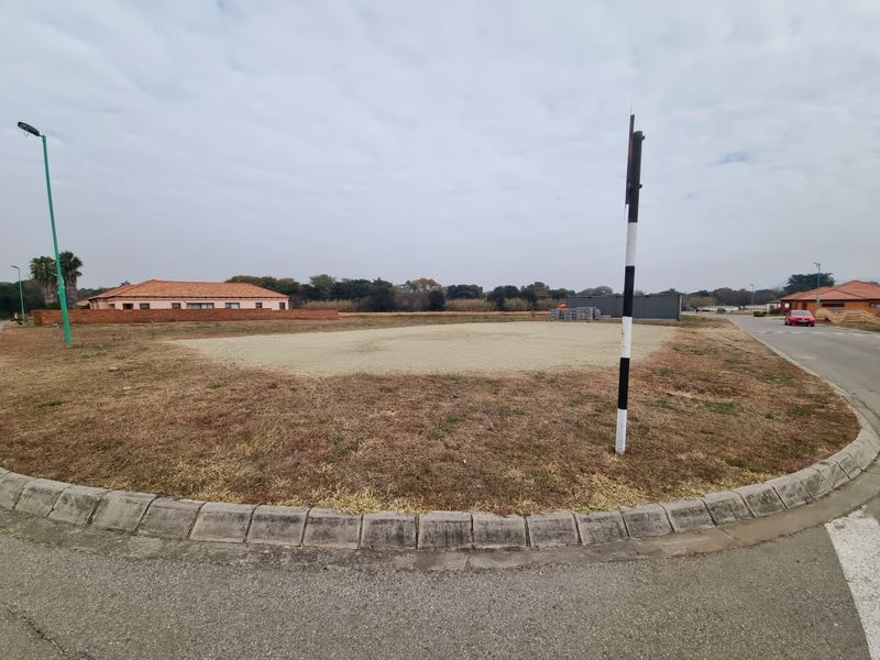 Brits - Prime 500m2 Vacant Stand for Sale - Photo 4