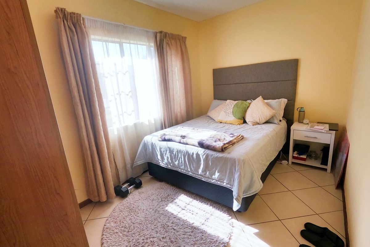 Starting to bid from R600 000.00 !!! Live Online Auction! Non-Distressed Auction - Photo 3