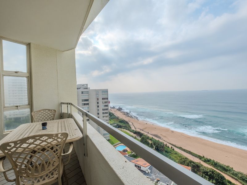 3 Bedroom Apartment on the Umhlanga Promenade - Photo 1