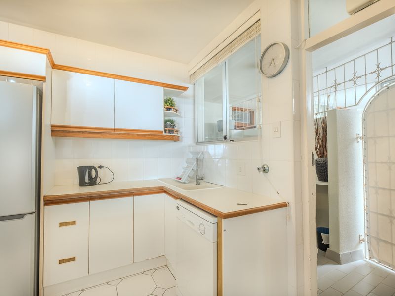 3 Bedroom Apartment on the Umhlanga Promenade - Photo 9