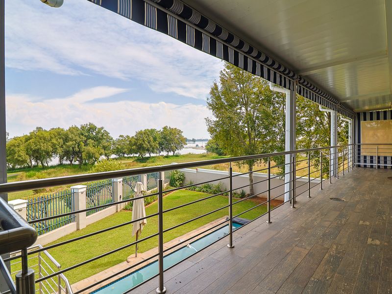 Executive Waterfront Retreat – Harbour Town Golf Estate, Vaal Marina - Photo 4