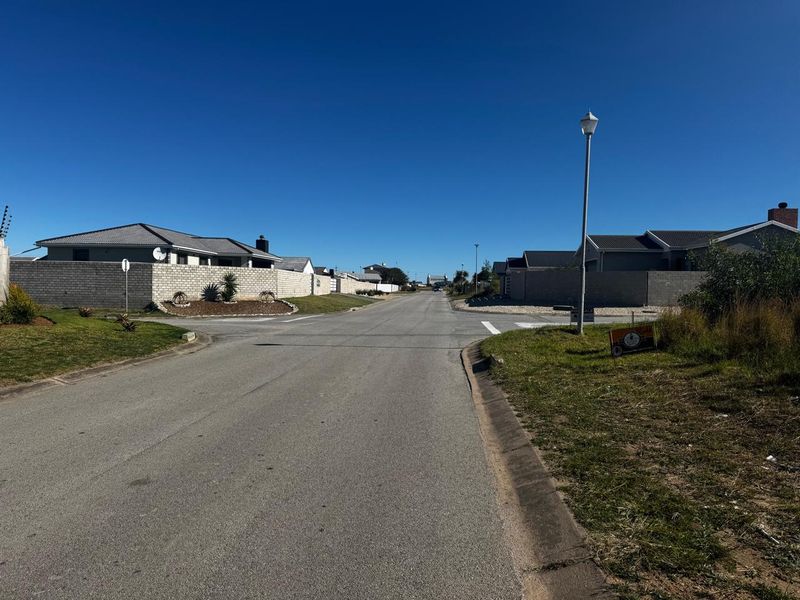 Immaculate Stand in Sought-After Fountains Estate, Jeffreys Bay - Photo 5