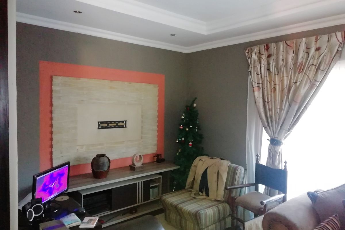 Back and Better - Photo 4