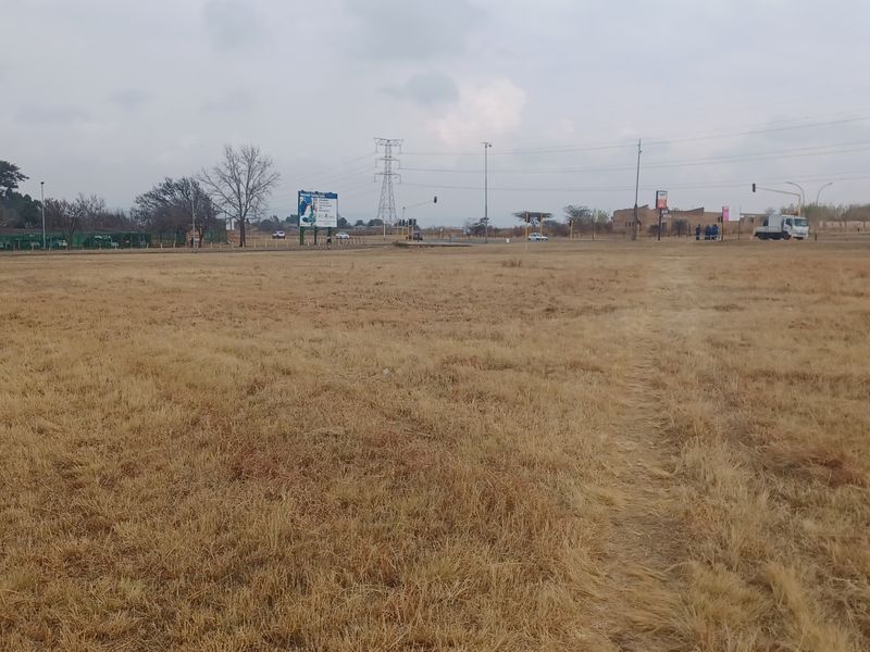 Strategically situated plot of land, close to Training facilities - Photo 10