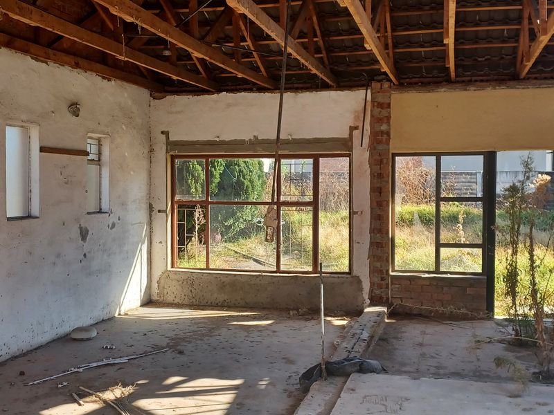 Potential development property in Victoria Road for sale - Photo 3