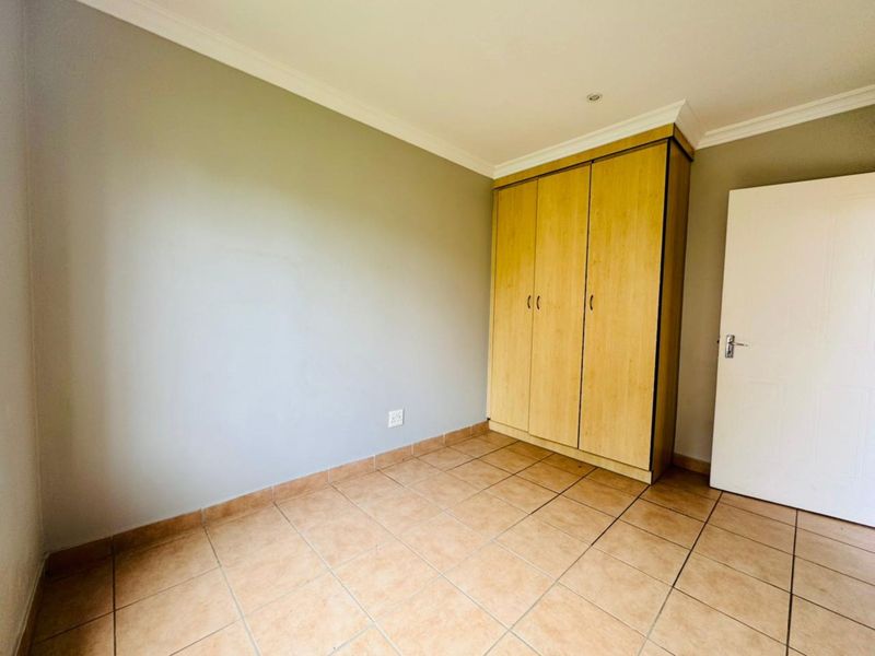 Modern 2-Bedroom Home for Sale in Montana Tuine - Photo 7