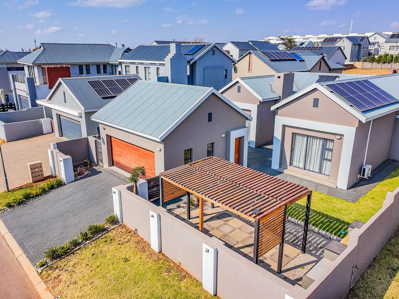 Distress Auction Bidding to start from R2 500 000.00 - Photo 4