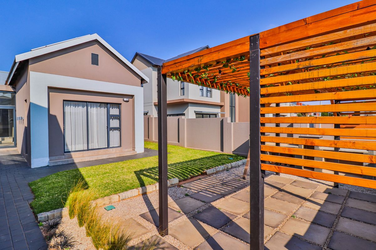 Distress Auction Bidding to start from R2 500 000.00 - Photo 5