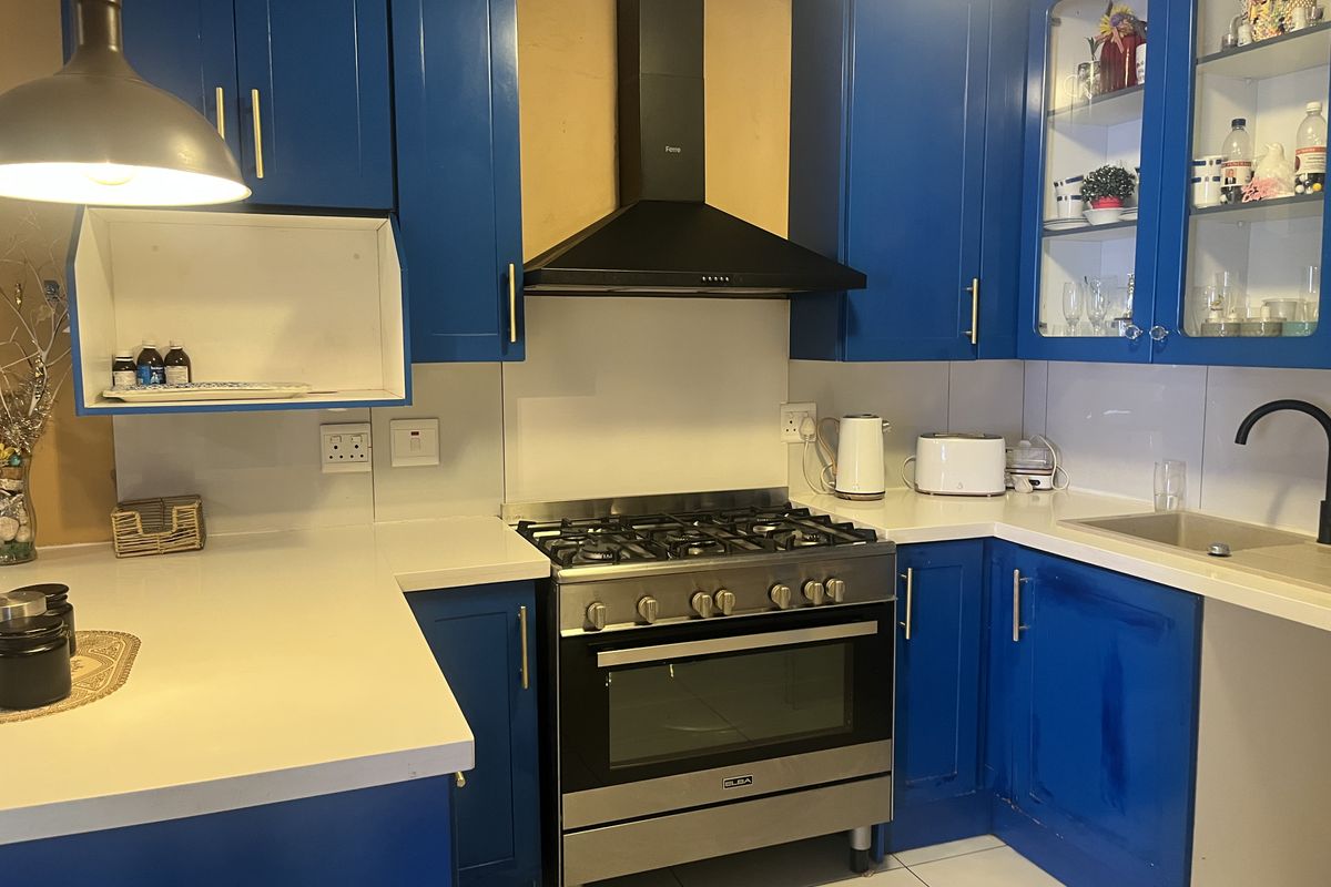 3 Bedroom Simplex for Sale in Albertsdal - Photo 3