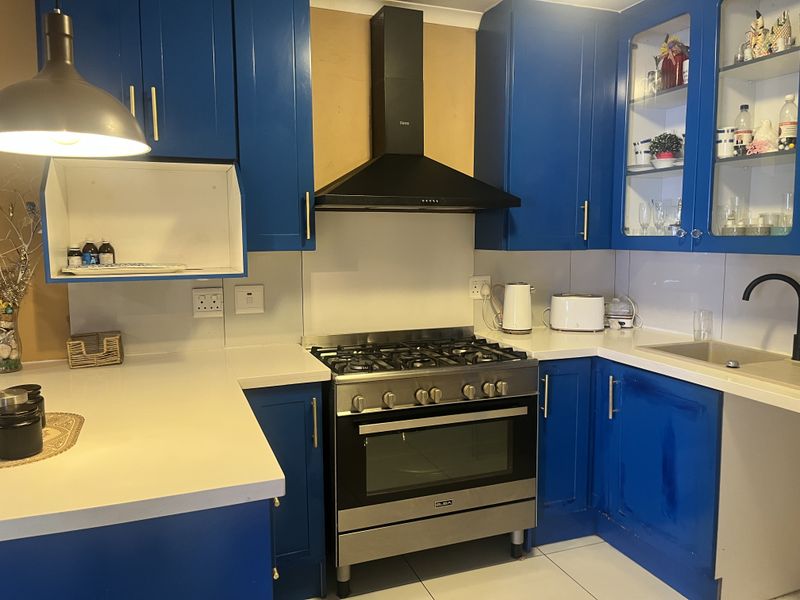 3 Bedroom Simplex for Sale in Albertsdal - Photo 3