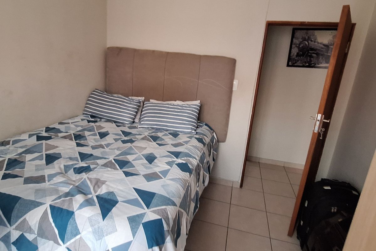 Charming apartment for sale in Noordwyk, Midrand – perfect for first-time buyers! - Photo 5