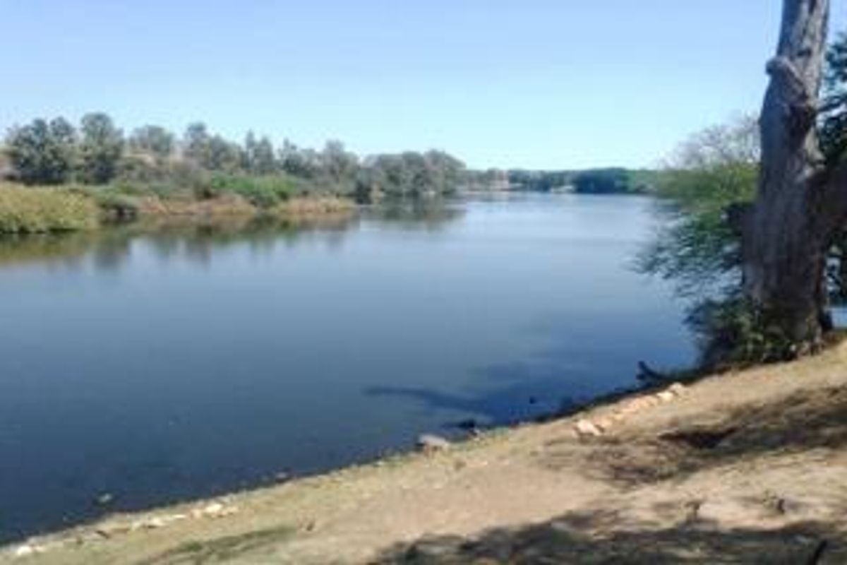 837m2 Stand with Direct Vaal River Access - Photo 4
