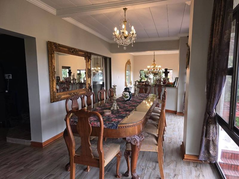 Spacious 5-Bedroom Home with River Views, Solar, and Top Security Features - Photo 7