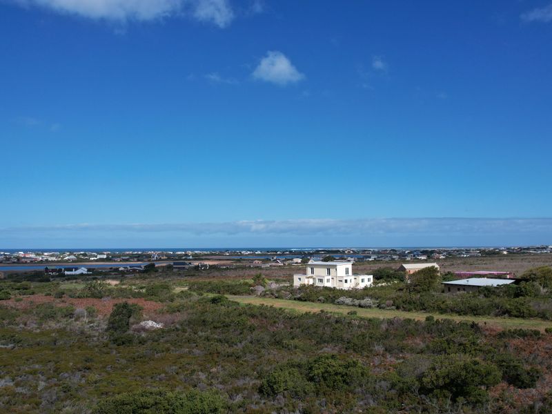 No. 8 Pillansia Road - Betty's Bay - 7700sqm - Photo 10