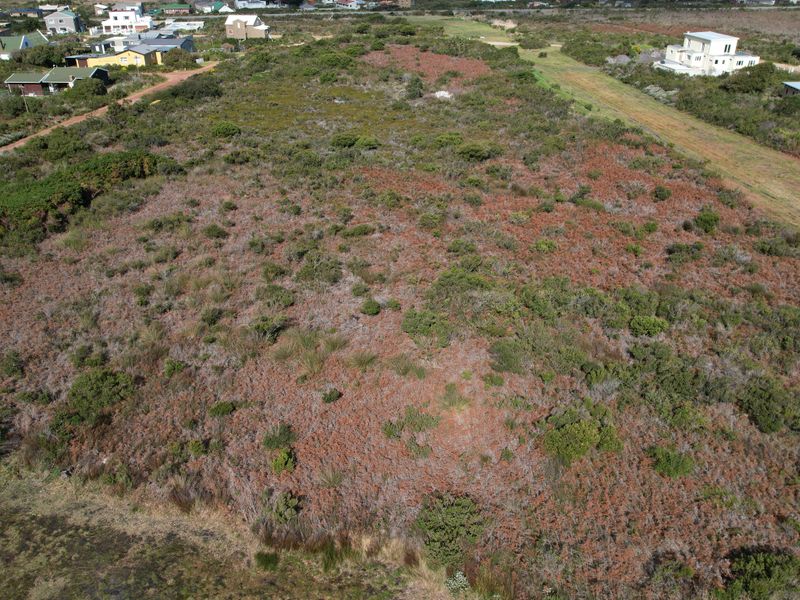 No. 8 Pillansia Road - Betty's Bay - 7700sqm - Photo 4