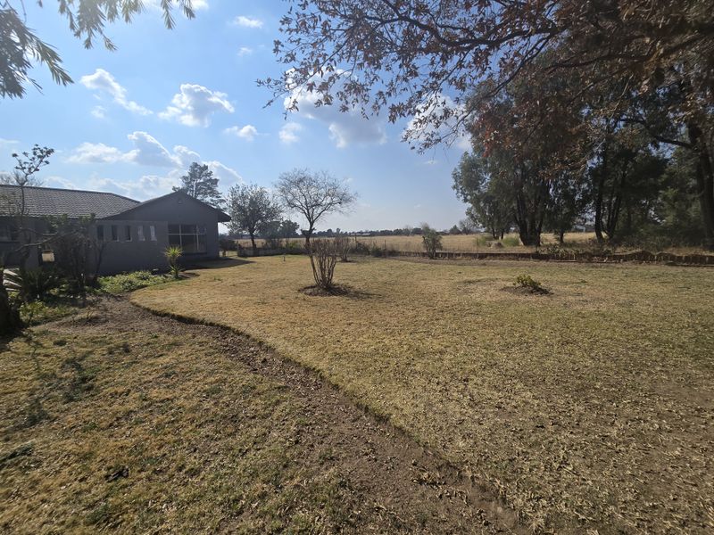 2.9 ha Small Holding for sale - Photo 2