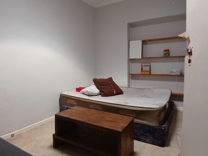 Spacious 4-Bedroom Home with Flatlet & Prime Location in Vincent - Photo 10