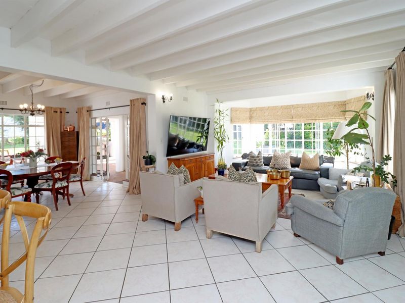 The White House is up for Sale! - Photo 5