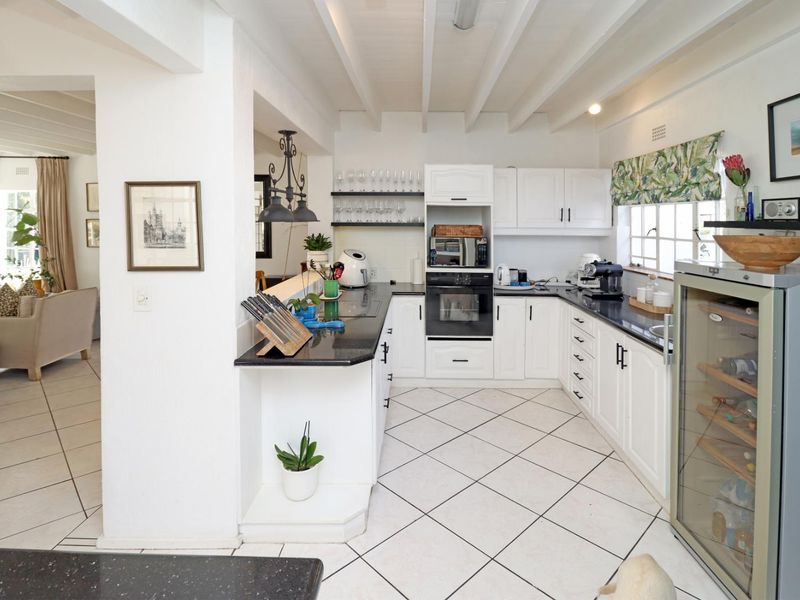 The White House is up for Sale! - Photo 8