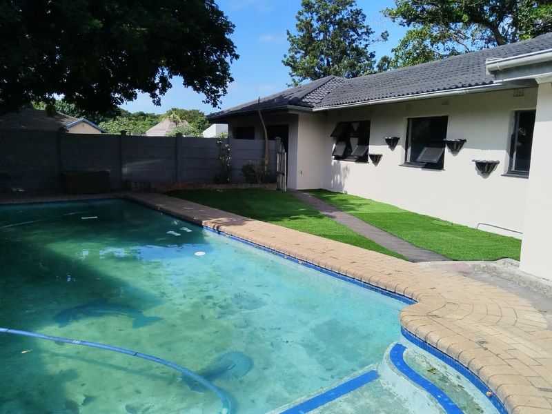 Packed With Potential in the Heart of Family Living - Photo 5