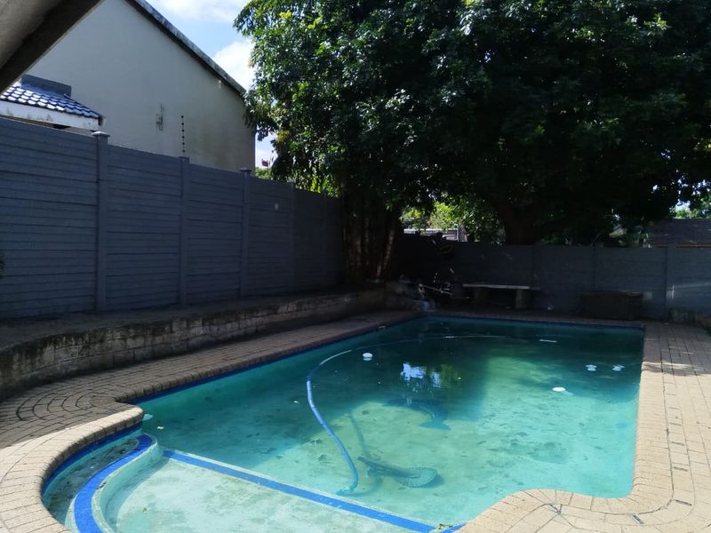 Packed With Potential in the Heart of Family Living - Photo 6