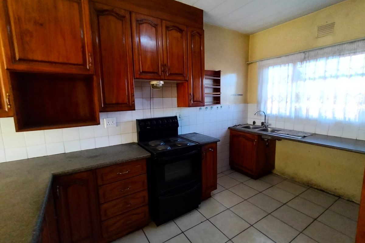 Cozy 2-Bedroom Apartment for Sale in Vanderbijlpark CW 3 - Photo 5