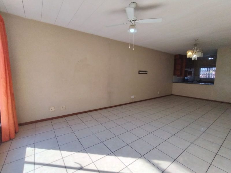 Cozy 2-Bedroom Apartment for Sale in Vanderbijlpark CW 3 - Photo 9