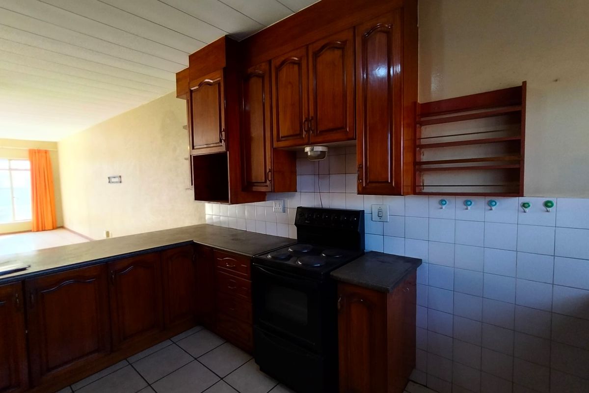 Cozy 2-Bedroom Apartment for Sale in Vanderbijlpark CW 3 - Photo 4