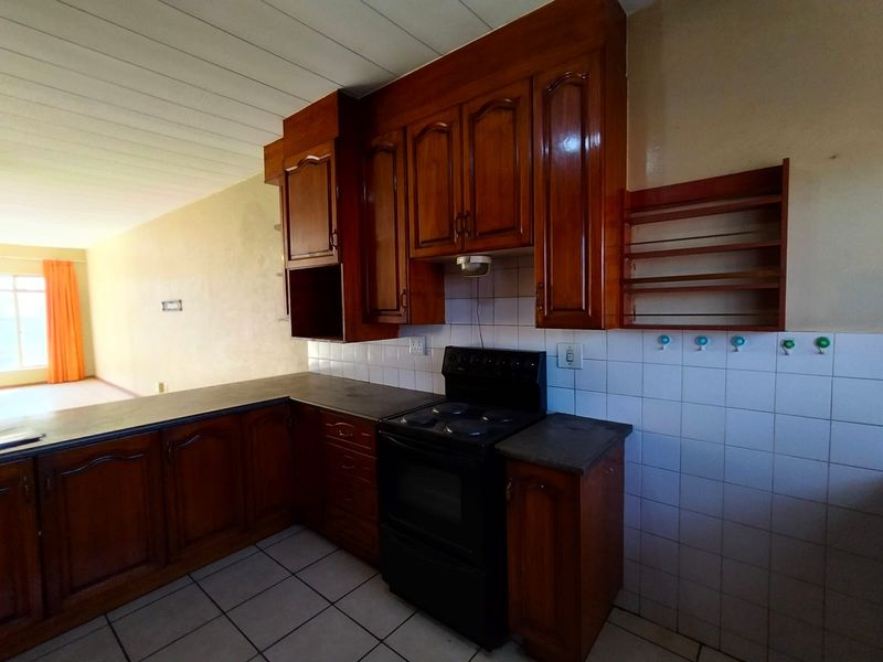 Cozy 2-Bedroom Apartment for Sale in Vanderbijlpark CW 3 - Photo 4