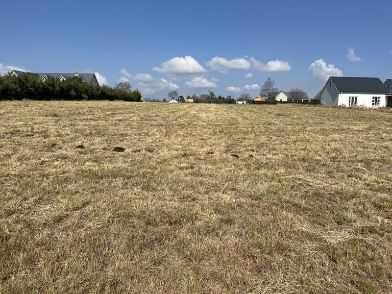 Exceptional Vacant Stand in River Goose Estate – Space, Sunlight & Security - Photo 3