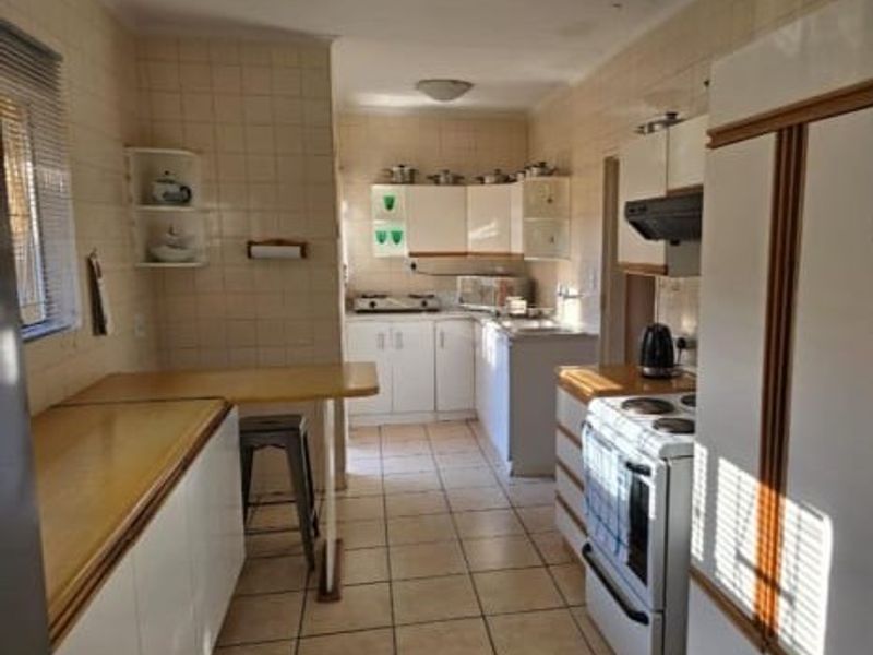 Solid House on a corner stand in Marlands - Photo 5