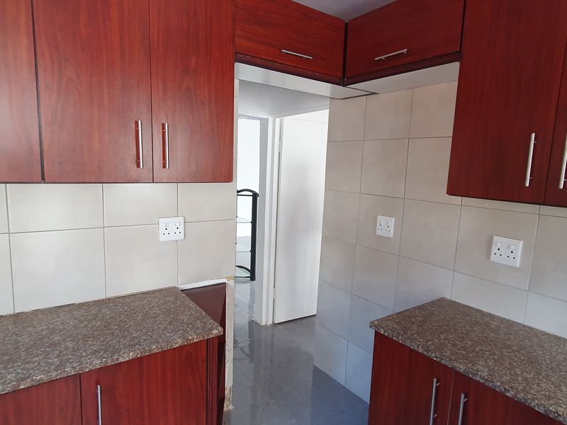 Ideal Family Home And Business Opportunity in Merebank - Photo 5