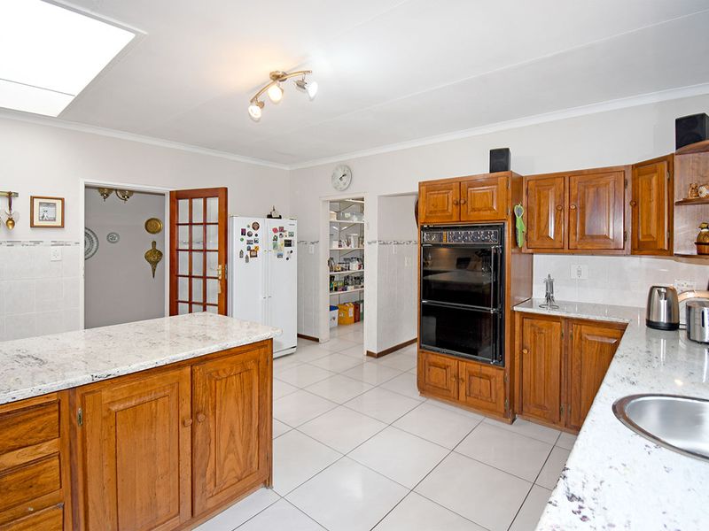 A pristine, spacious home embraced by nature, in a premium country estate - Photo 7