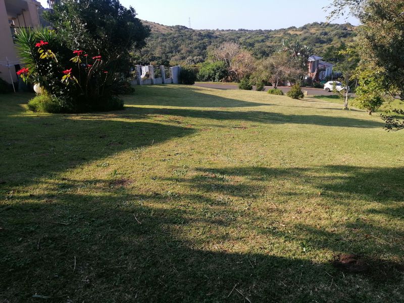 Large vacant land in Kaysers Beach - Photo 2