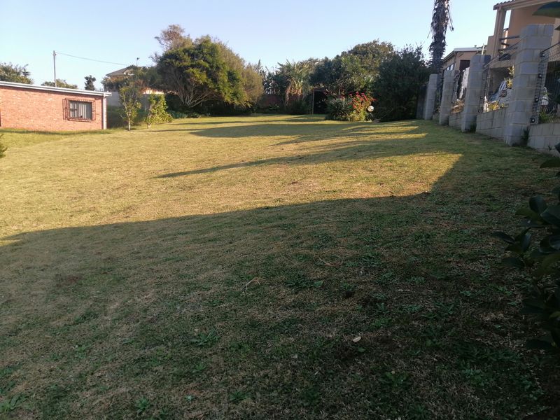 Large vacant land in Kaysers Beach - Photo 10