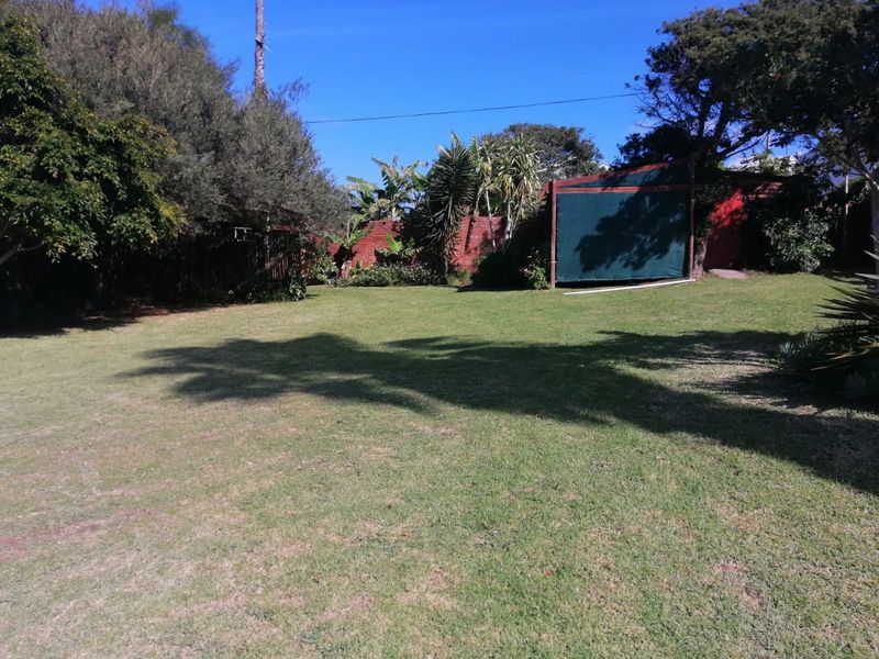 Large vacant land in Kaysers Beach - Photo 8