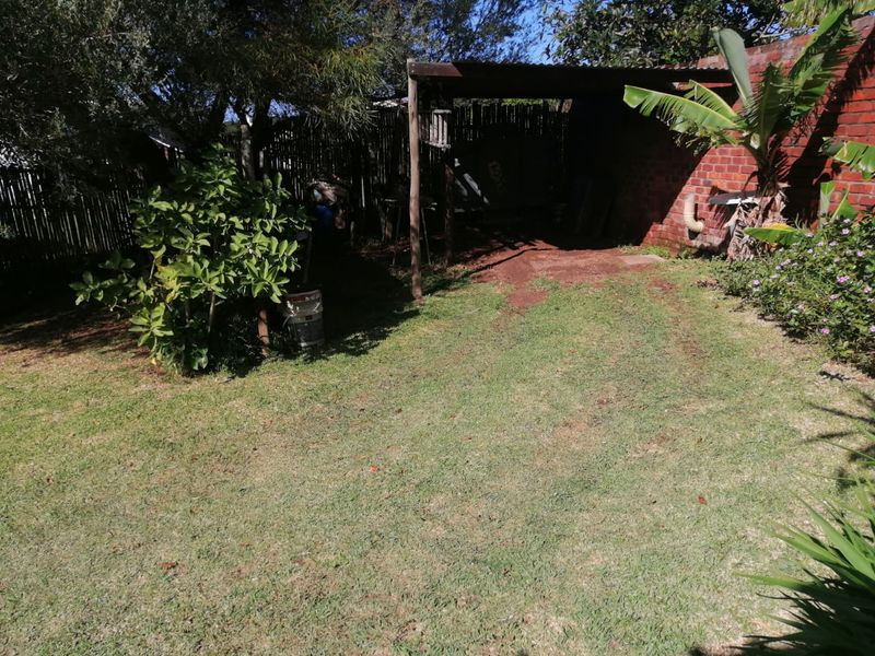 Large vacant land in Kaysers Beach - Photo 6