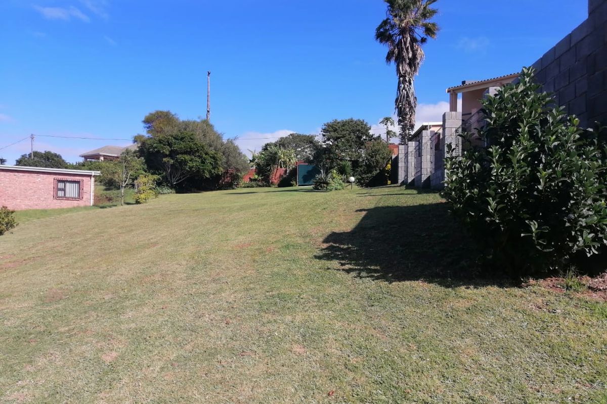 Large vacant land in Kaysers Beach - Photo 3