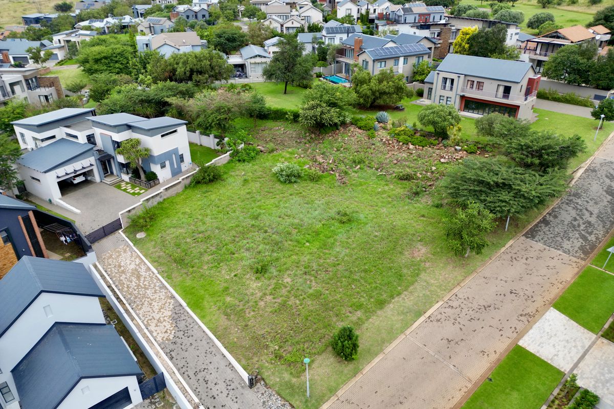 Prime Vacant Land with Stunning Views & Greenbelt Frontage - Photo 2