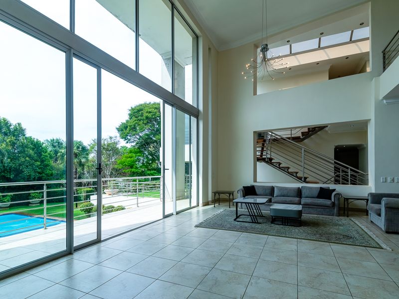 A Home in a Class of it's Own. Exclusive Mandate - Photo 3