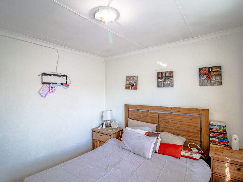 2 Bed and 1 Bath First Floor Apartment in Vorna Valley - Photo 8