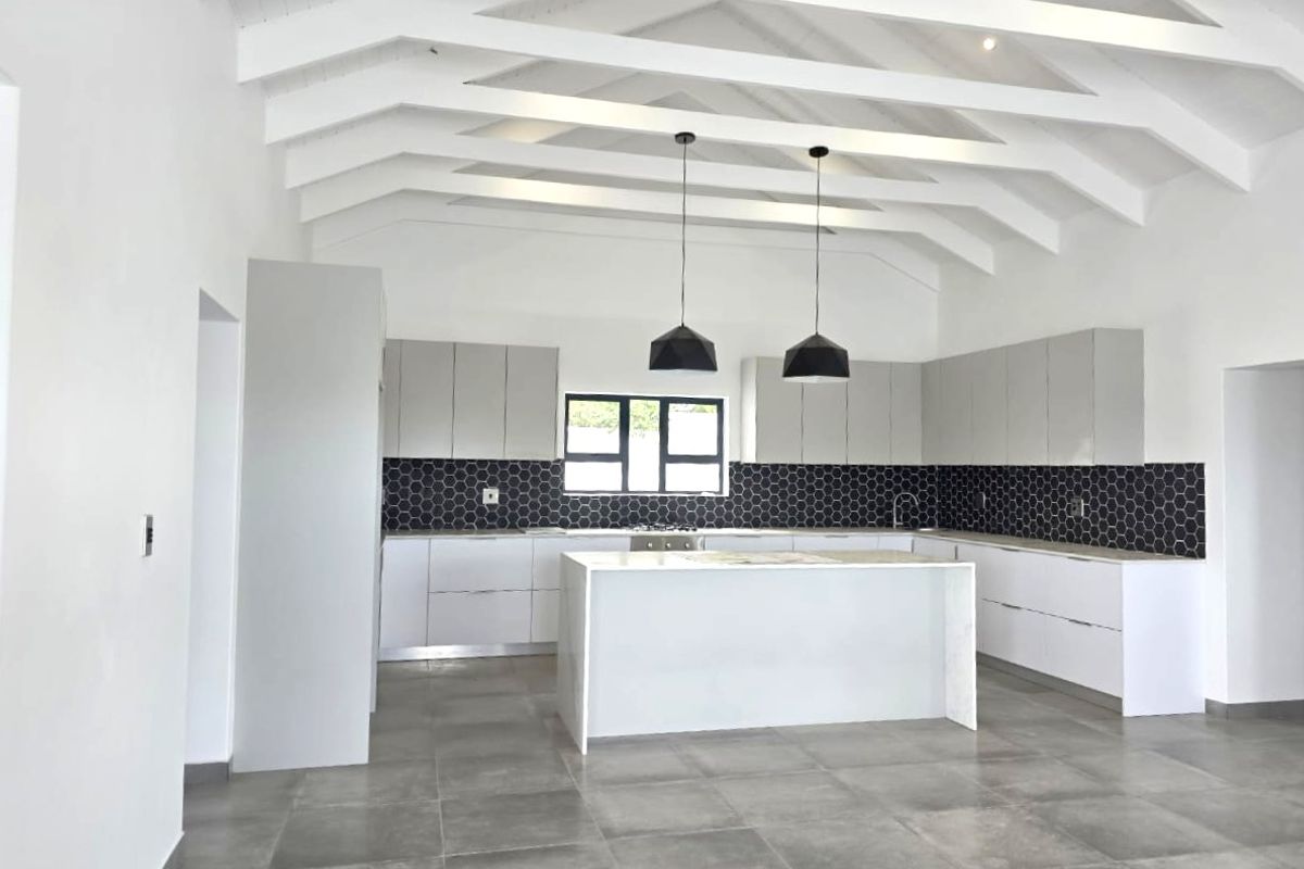 Modern Coastal Living in Shelley Point | 4-Bedroom Luxury Home - Photo 4