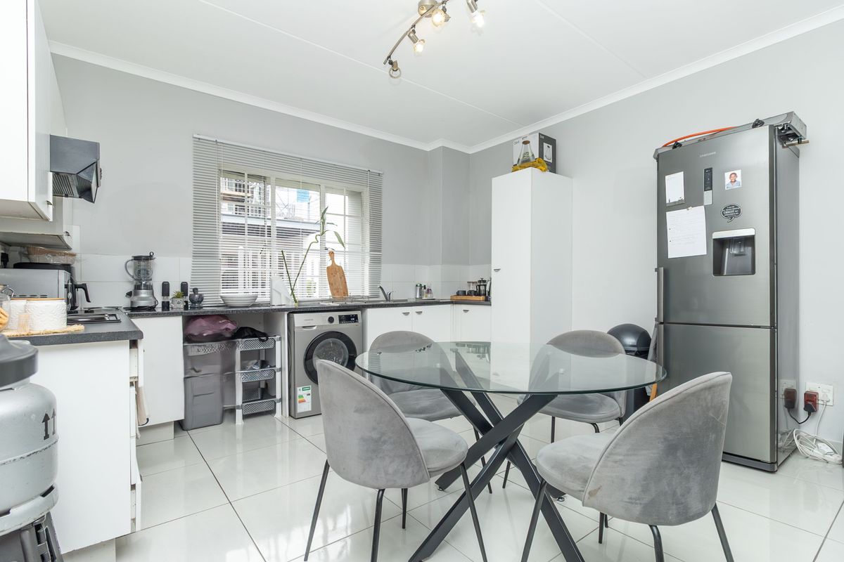 Double the Beds, Double the Baths, Infinite Space - Photo 4