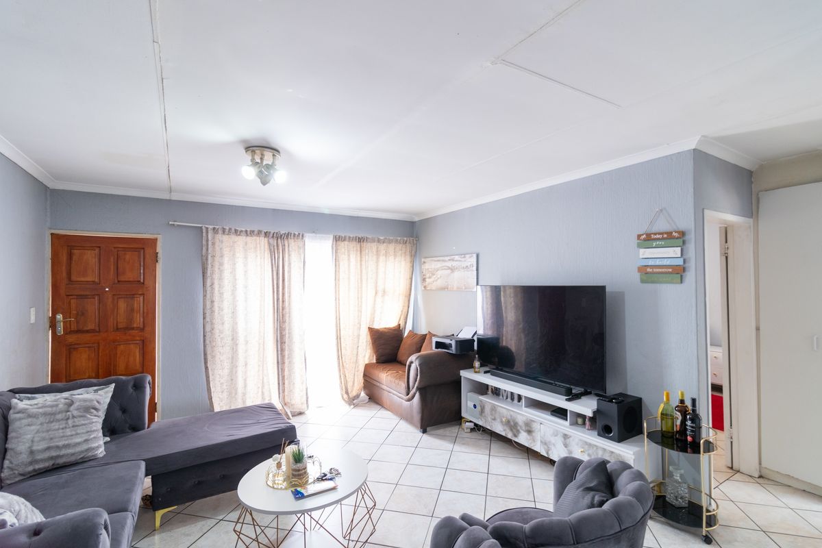 Second Floor Apartment in Vorna Valley - Photo 3